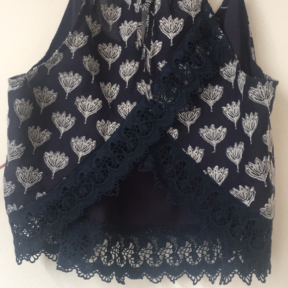 B.B. DAKOTA Taryn Top - Picture 3 of 3